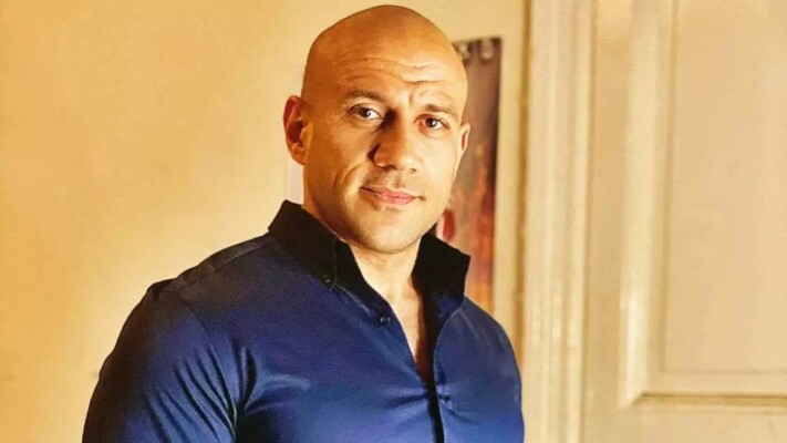 أحمد مكي يخوض تجربة درامية جديدة في مسلسل "الفلكي" يبتعد فيها عن الكوميديا