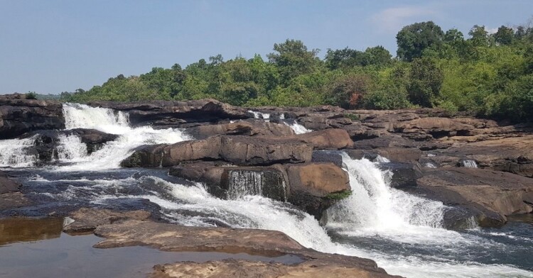 اكتشفوا جنة مخفية: منطقة تالاسي الخفية بين الجبال والأنهار