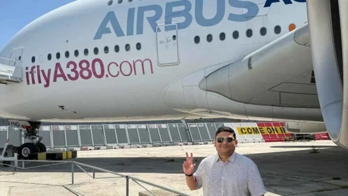 هندي في دبي يحول مقصورة طائرة إيرباص A380 فاخرة إلى غرفة معيشة داخل منزله