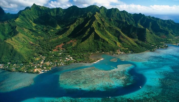 Fiji: South Pacific Tropical Paradise