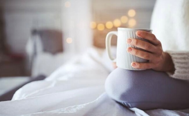 مشروباتك اليومية… توقيتها يضاعف الفوائد