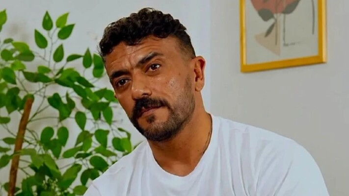 رسالة مثيرة للجدل: أحمد العوضي يربط بينه وبين محمد رمضان في ترويج مسلسله الجديد